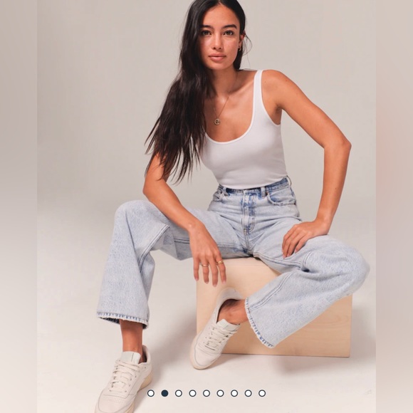 Light Blue Abercrombie High Rise Loose Jean - Picture 1 of 12